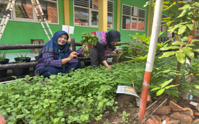 Implementasi Ekoteologi di MTsN 8 Cirebon, Wujudkan Kesadaran Lingkungan