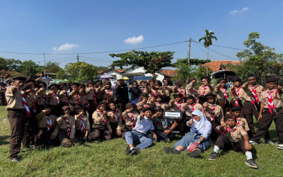 Pramuka MTsN 8 Cirebon Raih Prestasi di Perkemahan HUT Pramuka ke-64 Kwaran Ranting Kecamatan Losari 2025